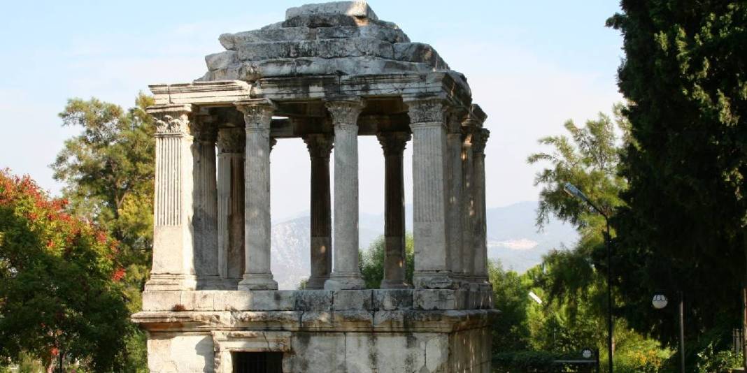 Türkiye’de buralara gitmeden gezdim demeyin! Celal Şimşek o 10 yeri önerdi: Yurt dışında bile böylesi yok 3